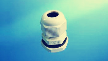 使用塑料防水電纜接頭時需注意哪些故障?